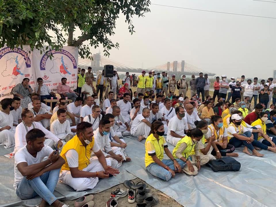 Clean environment campaign with volunteers